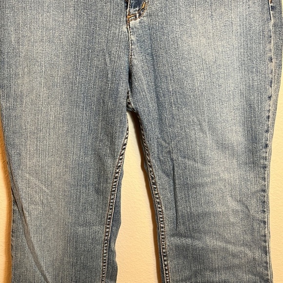 NWT DKNY Jeans Petites Soho Boot Cut Stretch - Picture 6 of 16